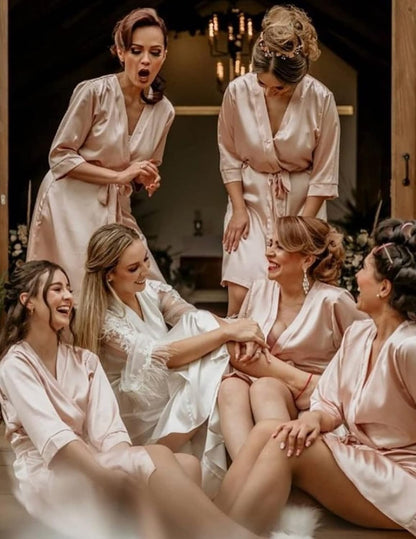 Women'S Satin Kimono Robe for Bridesmaid and Bride Wedding Party Getting Ready Short Robe